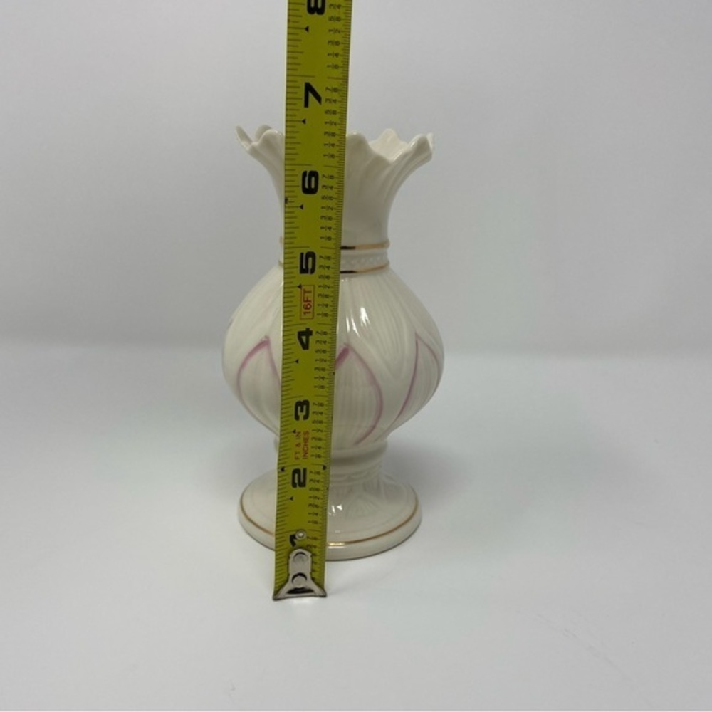 Belleek Ireland Lotus Blossom Spill Vase No. 1230 Millennium 2000‎ - Picture 3 of 5